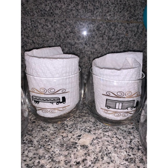 Vintage Trucks Low Ball Roly Poly Crystal Glasses Set Tractor Trailers - Picture 8 of 11